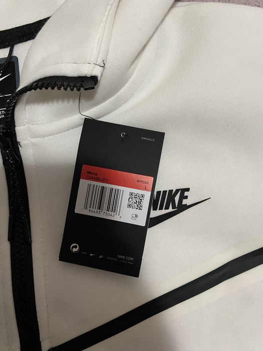 Hanorac Nike Tech