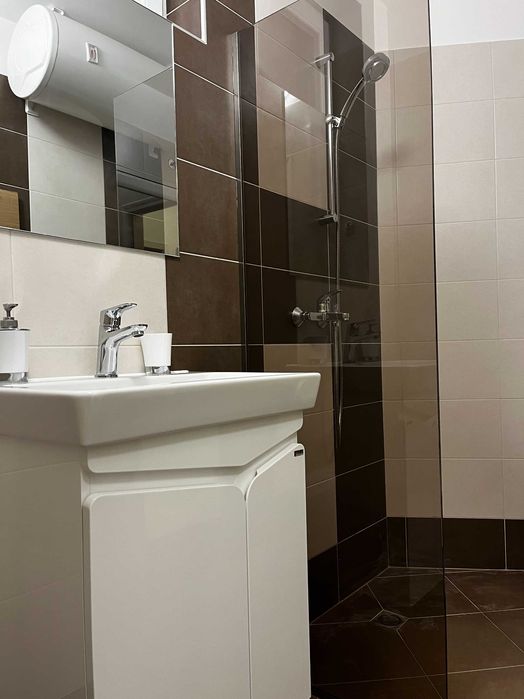 Дава се под наем Двустаен апартамент в Бургас, Лазур - 50 кв.м за 459 € - Снимка #6