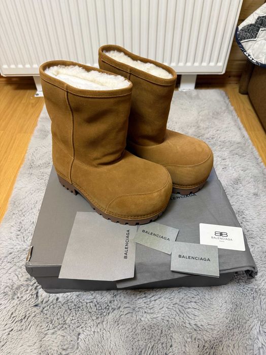 Balenciaga Alaska Ski Boots Crem