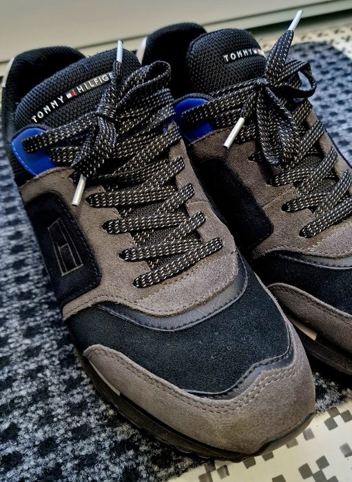 Tommy hilfiger sneakersi