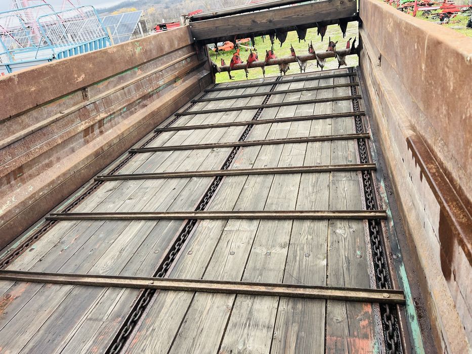 Mig gunoi, remorca de imprastiat balegar 6.5 Tone, Kirchner 3 lanturi