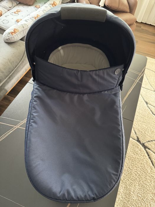 Cybex Melio Cot кош за новородено