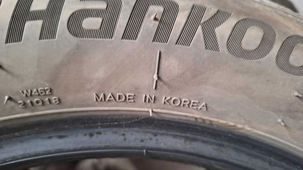 Продавам 4бр зимни гуми  Hankook  205/55/16