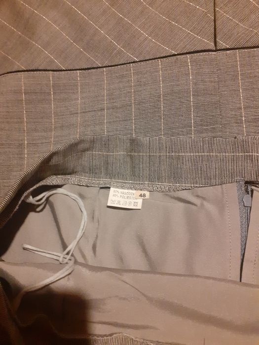 Costum taior cu fustă 48