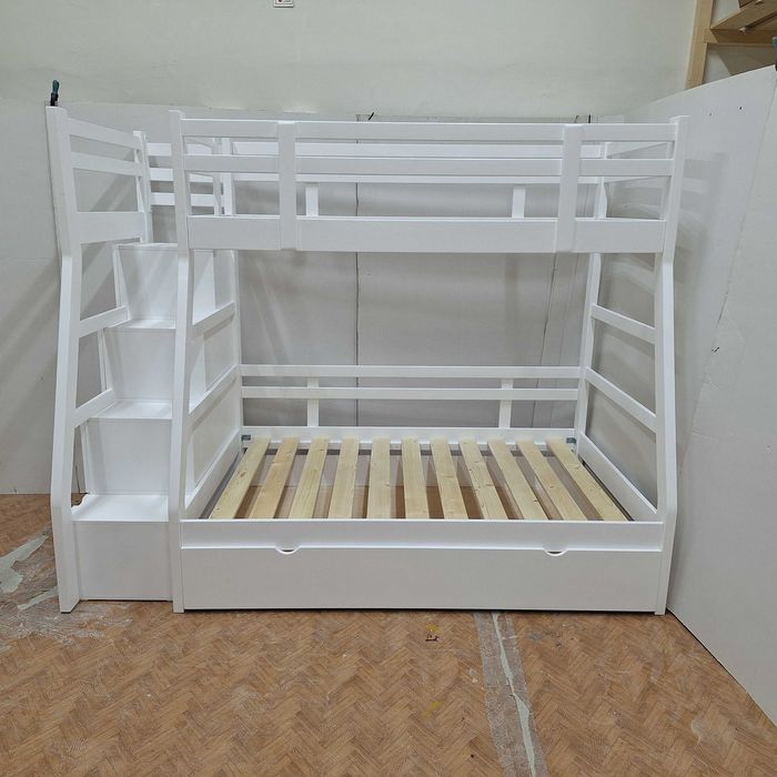 TRANSPORT GRATUIT.Pat etajat-supraetajat din lemn masiv.Cod 3504.