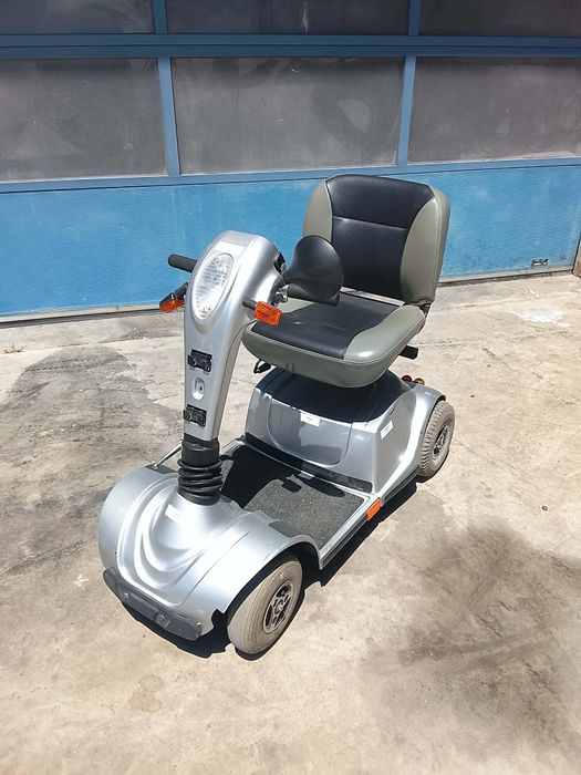 Carucior scuter electric