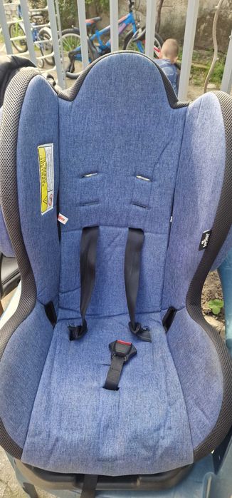 Детско столче за кола