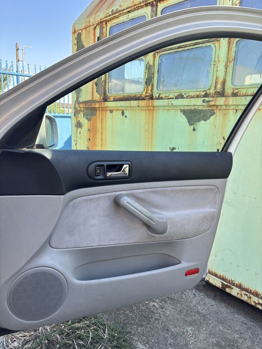 Golf 4 1.6sr на части