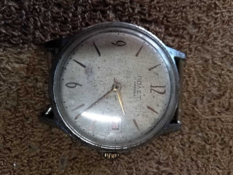 Продавам часовници