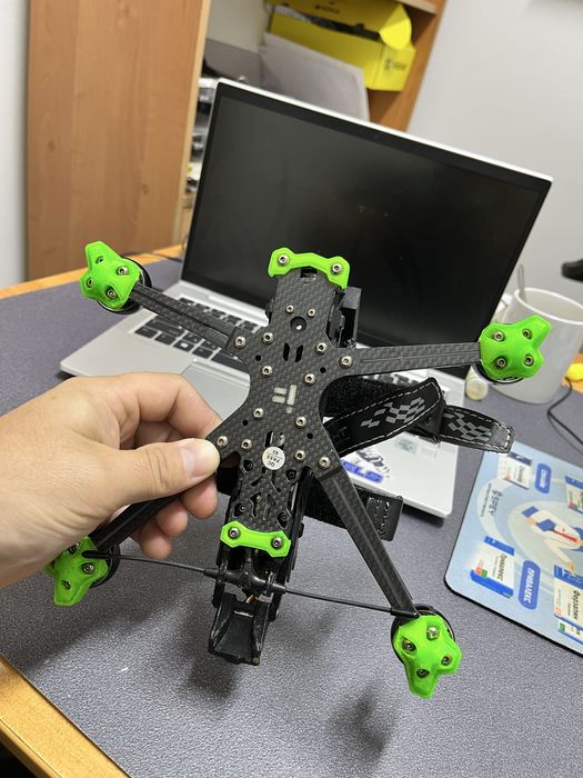 Дрон FPV IFLIGHT Nazgul Evoque 6s HD F5D Freestyle