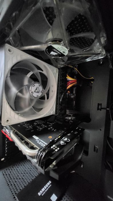 Компютър core i7 4770 ,16gb Ram ,240GB Samsung ssd ,GeForce 1050ti