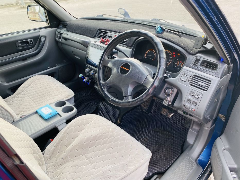 Продам HONDA CR-V 1997