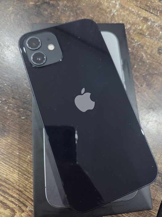 iPhone 12 Black 64 gb