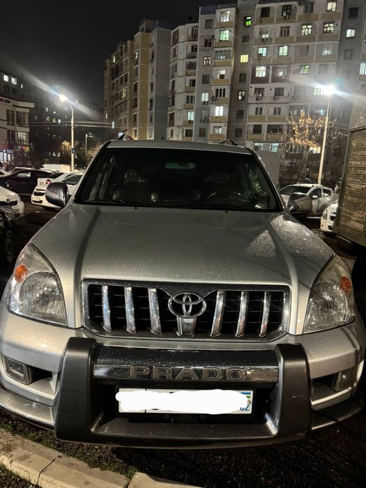 Продам свою Toyota prado 4.0   в отличное  состояние  родная краска  .