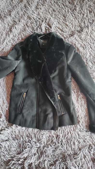 Палто Mohito. Почти ново . Размер 42