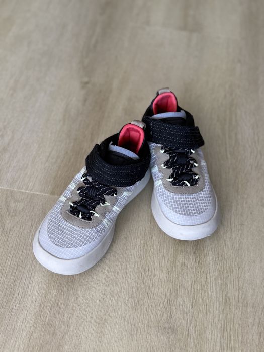 Vand adidasi zara marime 28