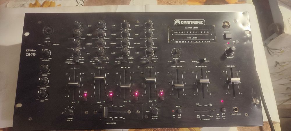 Mixer Omnitronic cm 740+cabluri.