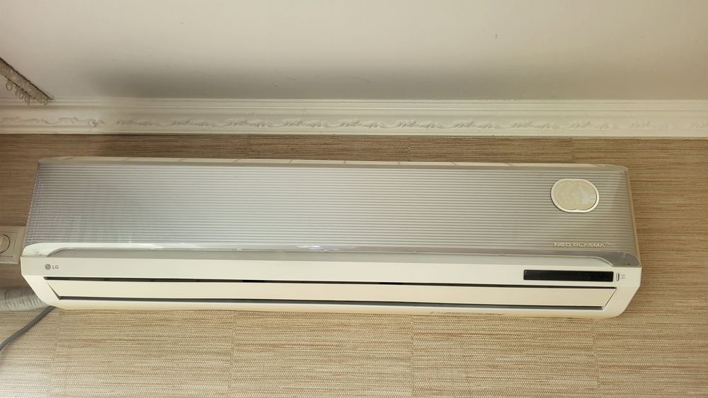 Сплит система кондиционер в отличном состоянии 50м2 и более