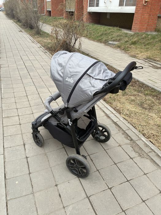 Коляска прогулочная Joie Litetrax