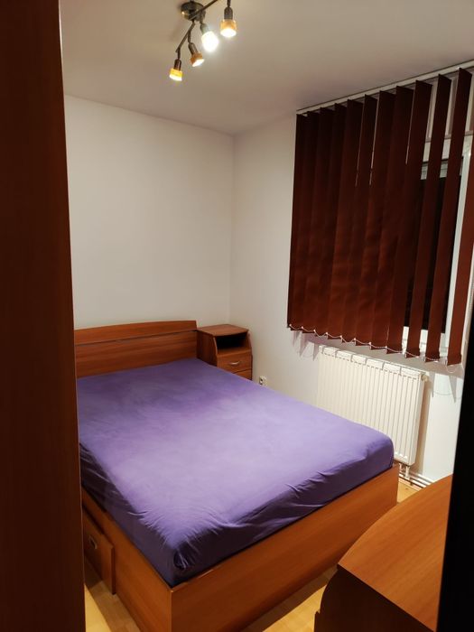 Proprietar închiriez apartament 3 camere