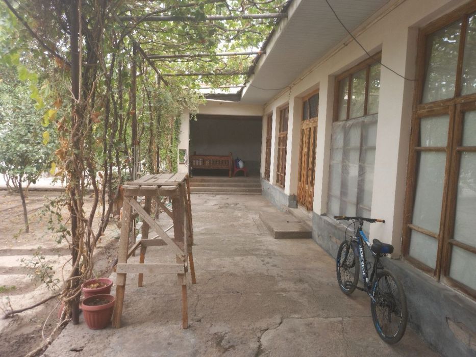 Арзон нархда участка сотилади