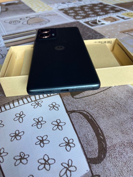 Motorola g 85 5 g (НОВ)