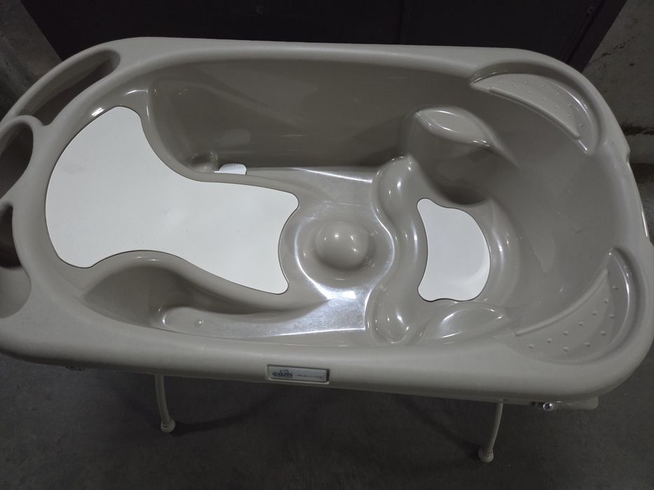 Анатомична вана CAM със стойка