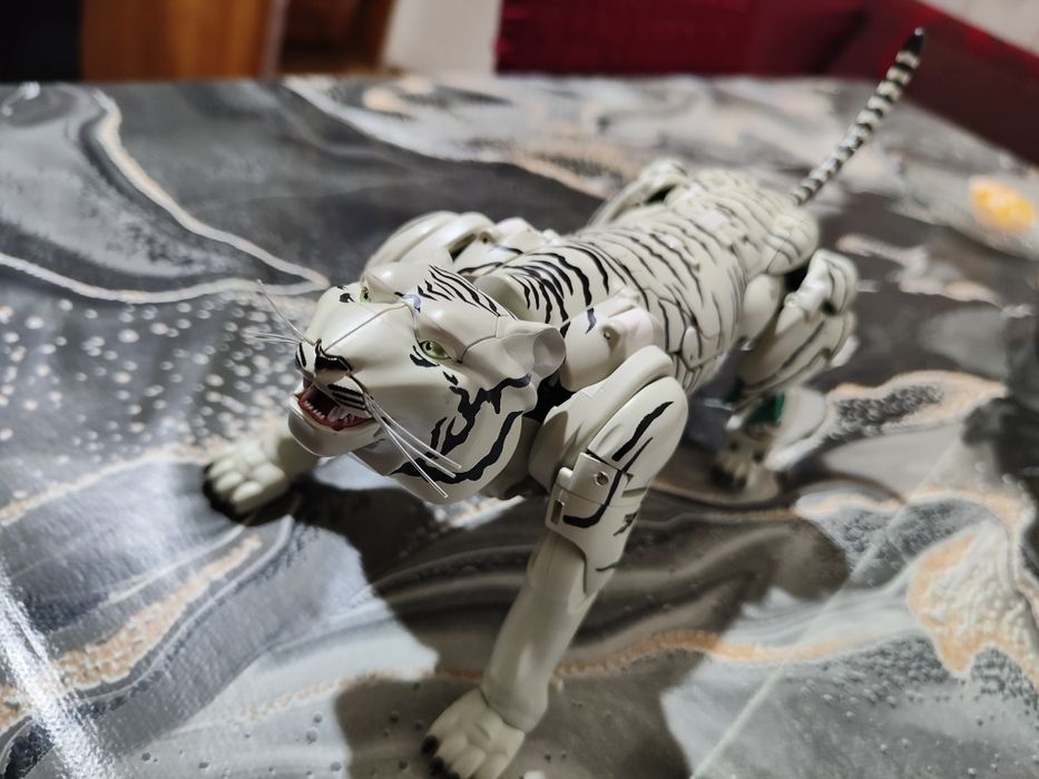 KO MP 50 Tigertron/ Трансформърс фигура Тигъртрон