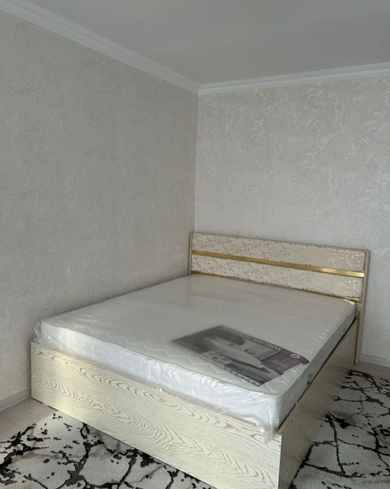 Chilonzor novza metro oldida kvartira