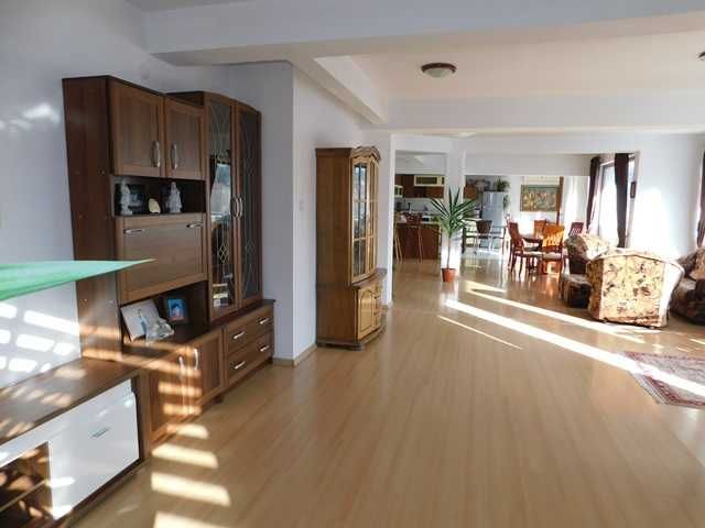 Продава се Многостаен апартамент в Търговище, Боровец - 240 кв.м за 835 €/кв.м - Снимка #7