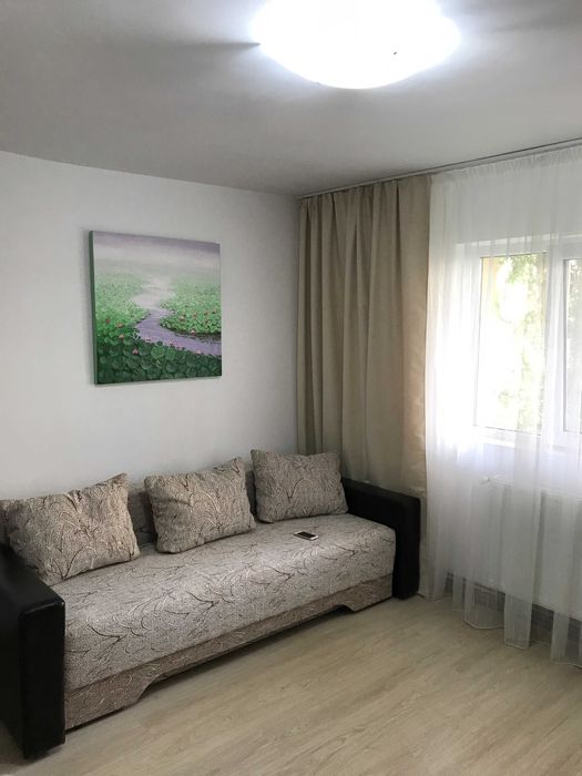 Inchiriez apartament cu o camera in Bistrita