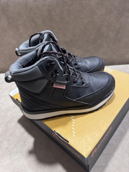 Ботинки для мальчика Outventure 35 р