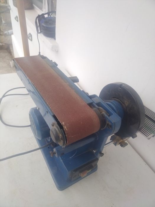 Лентов и дисков шлайф CMI 
MM 1510, 350W Внос от Германия 
ЦЕНА: 250лв