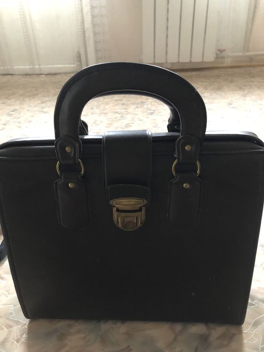 Продам сумку в хорошем состоянии