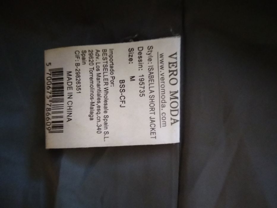 Зимно късо палто с качулка на Vero Moda