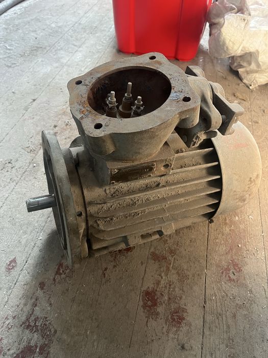 Электродвигатель 2.2 квт