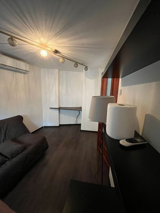 Închiriez casa la curte 2 camere central Popa Nan