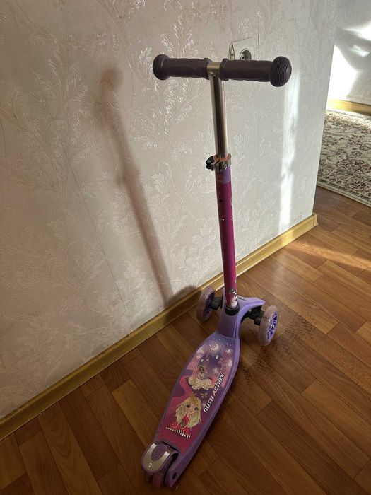 Продам самокат б/у