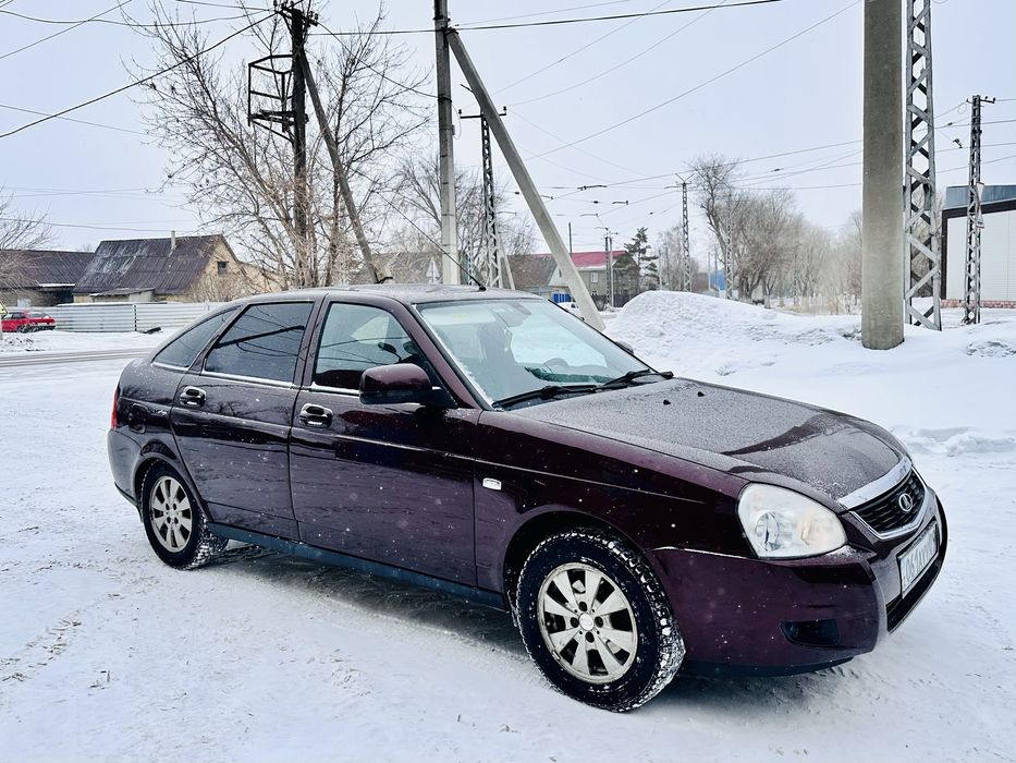 Продам приора 2 люкс
