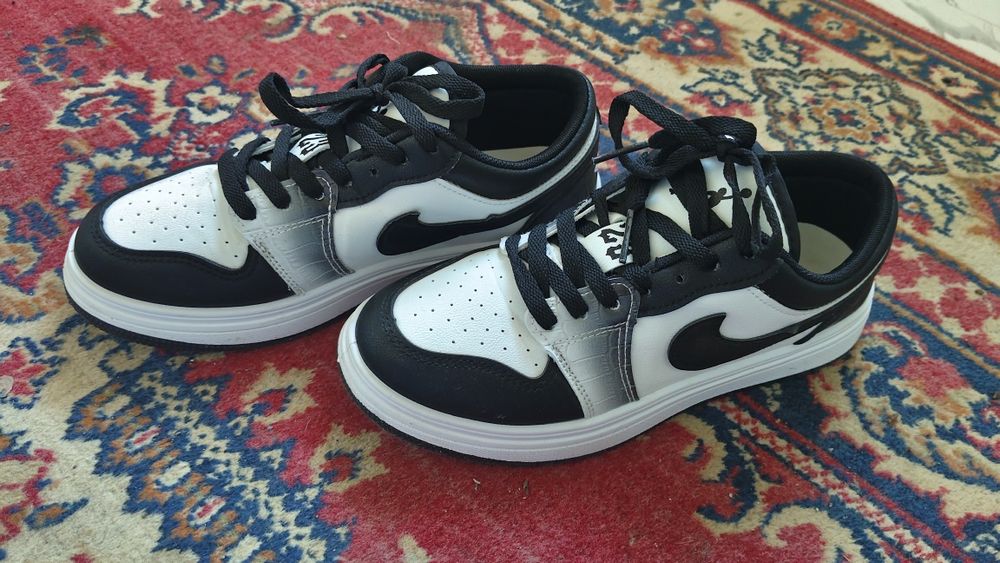 Кроссовка 39Размер