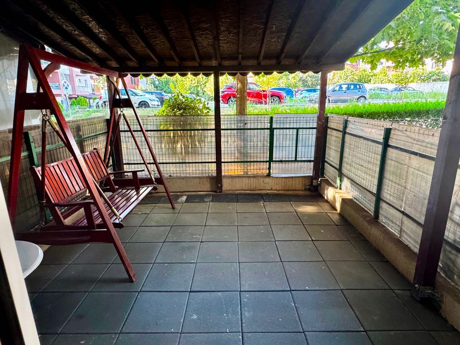 Garsonieră cu grădină, Edenia Titan