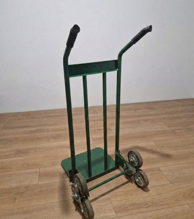 Количка за изкачване на стълби.