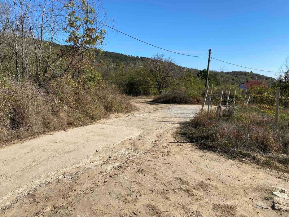 Продава се Парцел в Варна, Планова промишлена зона - 600 кв.м за 68 €/кв.м - Снимка #2