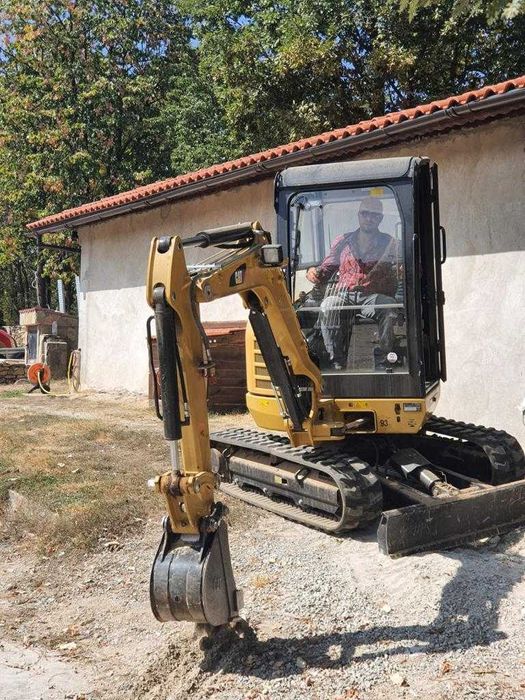 Багер с оператор – изкопни работи Трявна, Габрово, В. Търново