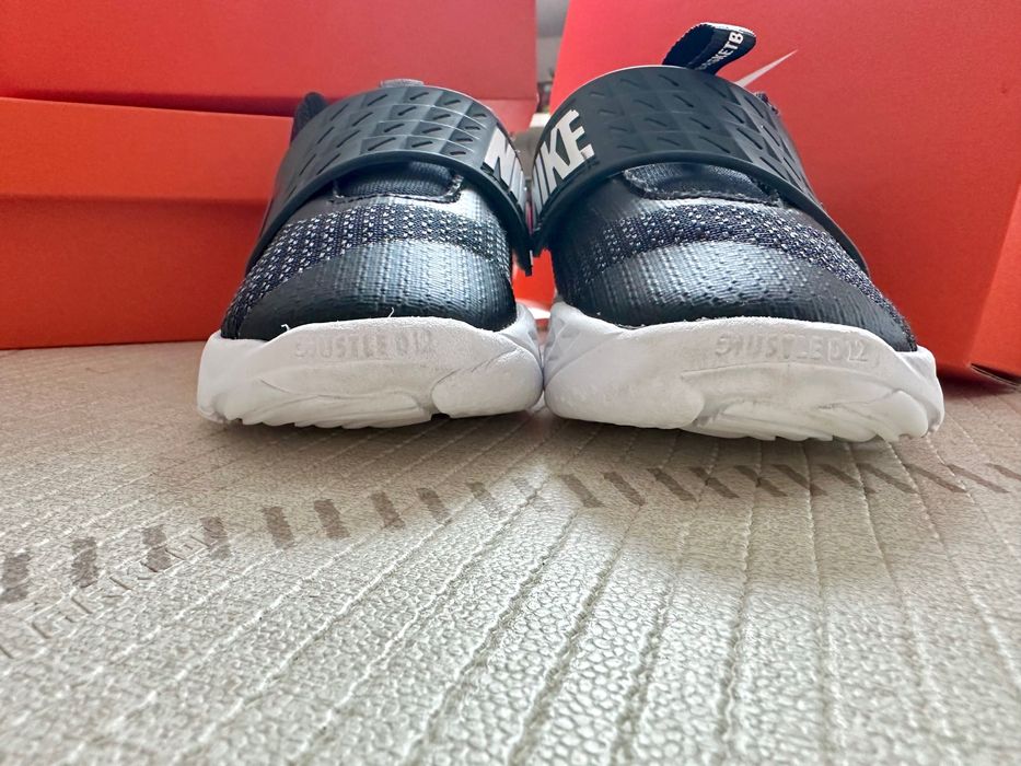 детски маратонки Nike размер 25 - 14 см