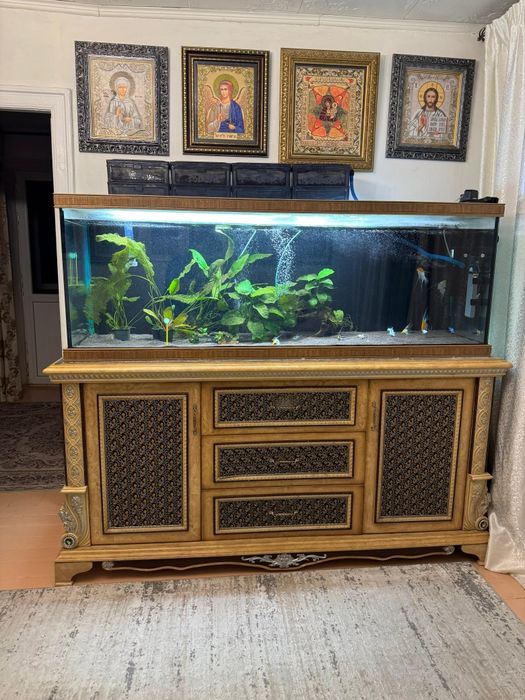 Аквариум с тумбой большой