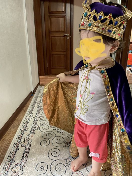 Продам костюм короля