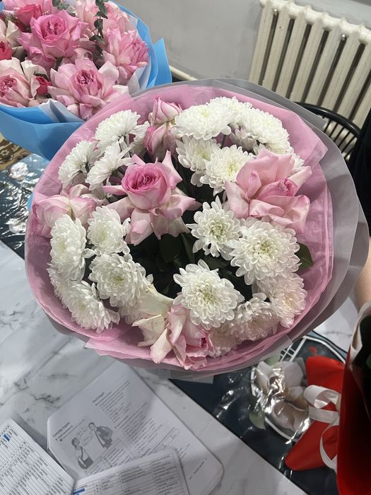 Цветы срочно продам