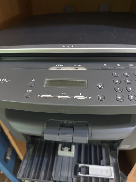 Продам МФУ Canon MF4018