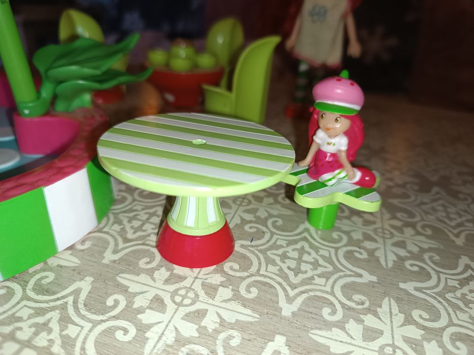 Лот ягодов сладкиш